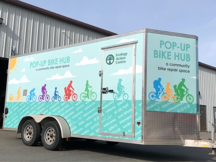 Pop up bike hub trailer